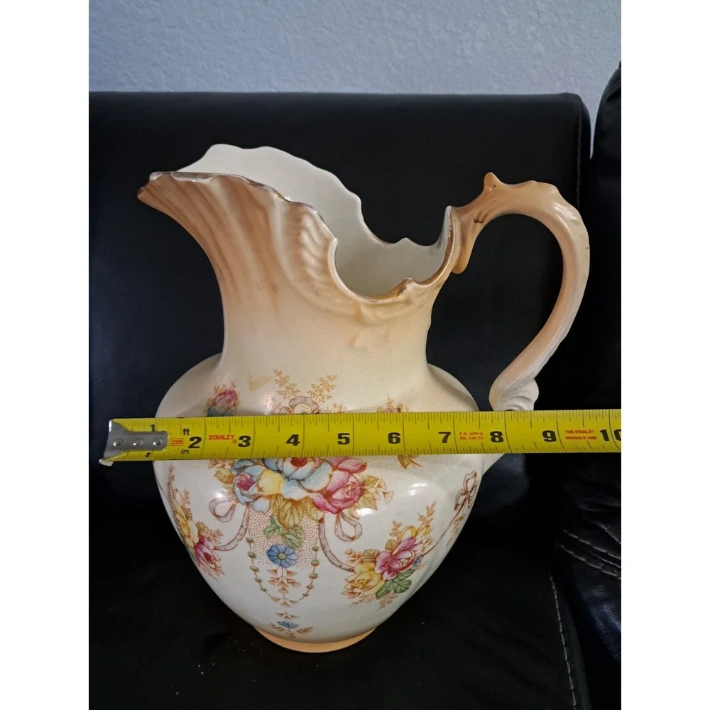 Crown this antique